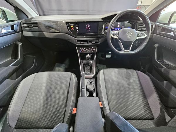2025-Volkswagen-Taigo-10-TSI-Life-Auto image:8