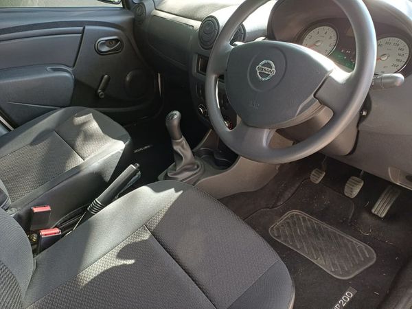 2023-Nissan-NP200-16 image:9