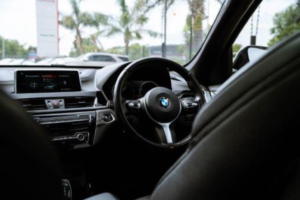 2022-BMW-X1-sDrive18i-M-Sport image:7