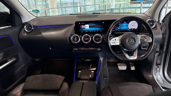 2021-Mercedes-Benz-GLA-200d-Progressive-Auto image:10