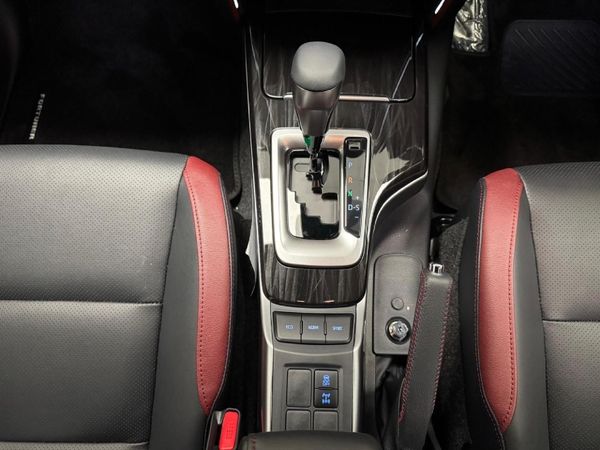 2025-Toyota-Fortuner-28-GD-6-RB-Auto image:10