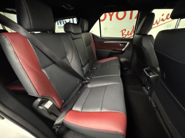 2025-Toyota-Fortuner-28-GD-6-RB-Auto image:13