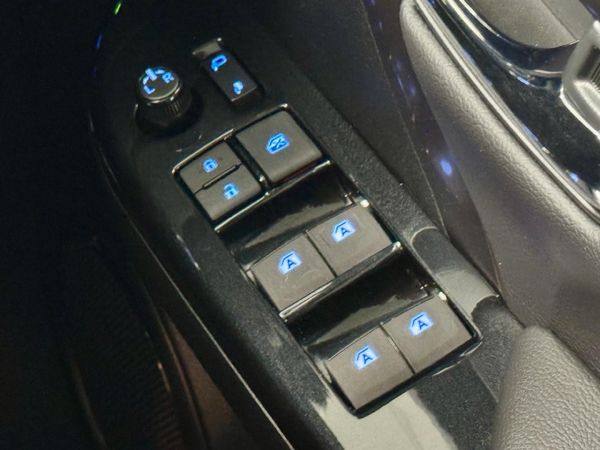 2025-Toyota-Fortuner-28-GD-6-RB-Auto image:16