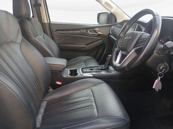 2024-Isuzu-Mu-x-19D-LS-Auto image:11