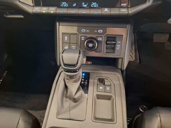 2026-Toyota-Hilux-28-GD-6-RB-Raider-X-4x4-Auto-Extended-Cab image:19