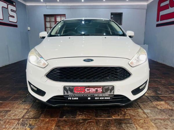 2016-Ford-Focus-10-EcoBoost-Trend-5-dr image:1