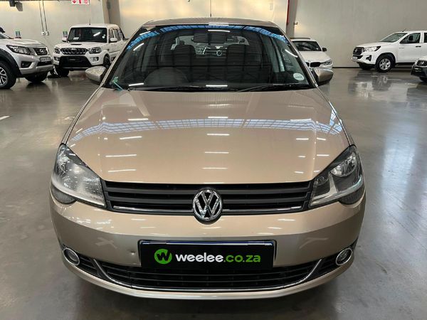 2015-Volkswagen-Polo-Vivo-GP-16-Comfortline-5-dr image:7