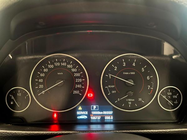 2019-BMW-3-Series-318i-M-Sport-Auto image:10