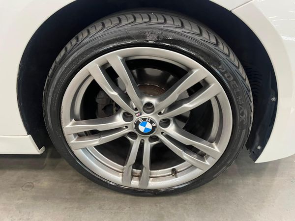 2019-BMW-3-Series-318i-M-Sport-Auto image:8