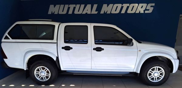 2011-Isuzu-KB-250D-Teq-Double-Cab-LE image:1