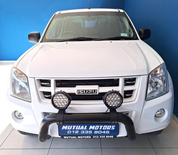2011-Isuzu-KB-250D-Teq-Double-Cab-LE image:3