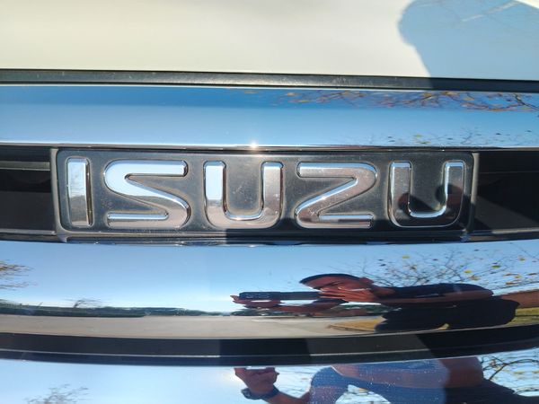 2019-Isuzu-Mu-x-30D-Auto image:12