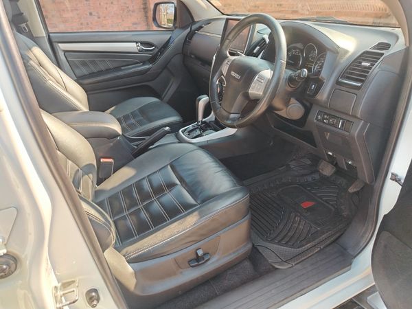 2019-Isuzu-Mu-x-30D-Auto image:20