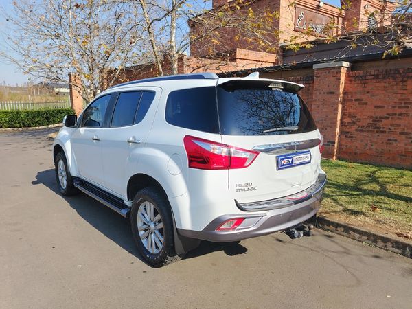 2019-Isuzu-Mu-x-30D-Auto image:25