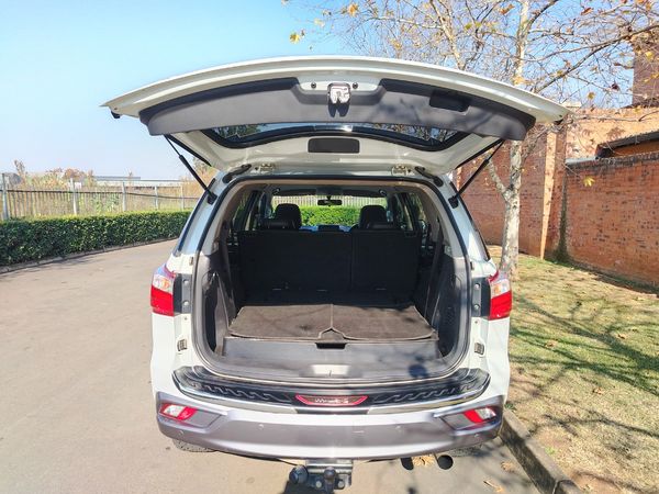 2019-Isuzu-Mu-x-30D-Auto image:33