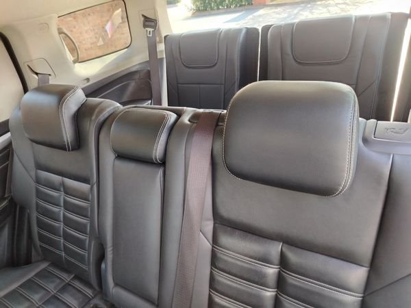 2019-Isuzu-Mu-x-30D-Auto image:35