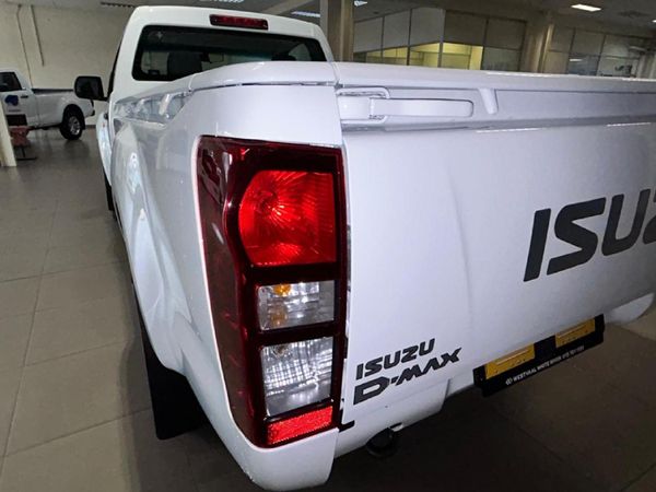 2026-Isuzu-D-Max-250C-Fleetside-Single-Cab image:7