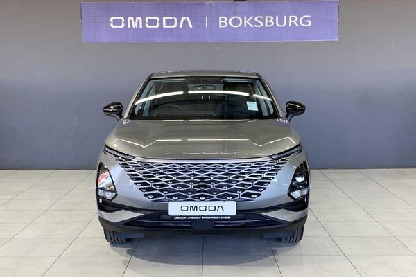2026-Omoda-C5-15T-Street-Plus image:1
