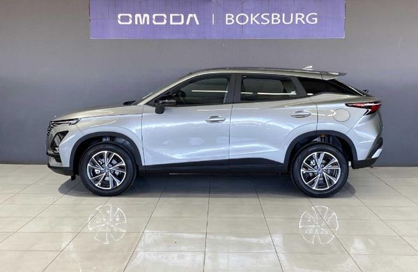 2026-Omoda-C5-15T-Street-Plus image:2