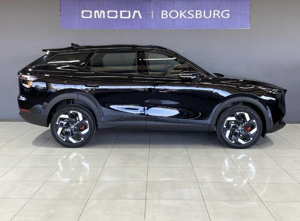 2026-Omoda-C7-16T-Elegance image:3