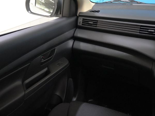 2026-Suzuki-Ertiga-15-GA image:25