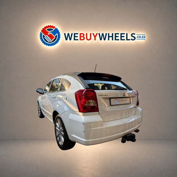 2011-Dodge-Caliber-20-SXT image:3