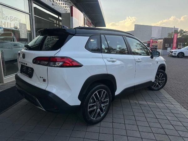 2026-Toyota-Corolla-Cross-18-GR-S-Hybrid image:7