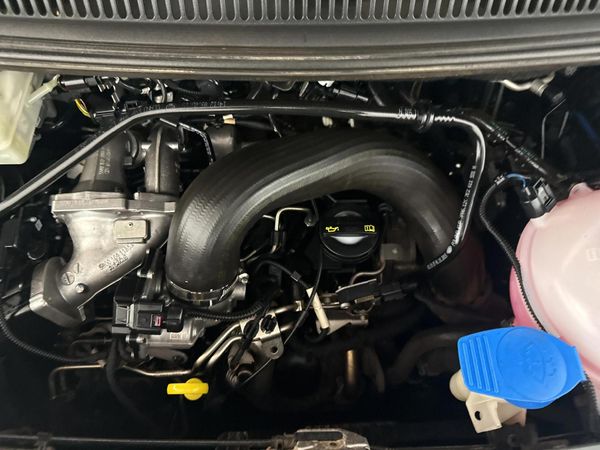 2016-Volkswagen-Transporter-T6-Crew-Bus-20-BiTDI-SWB-132kW-Auto-Panel-Van image:14