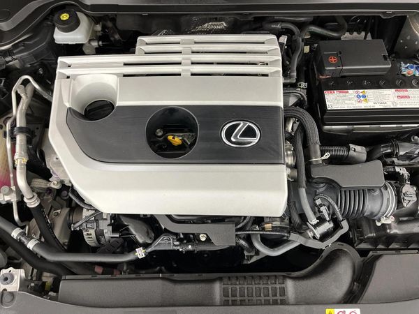 2019-Lexus-UX-200-EX image:12