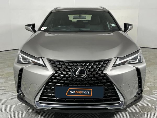 2019-Lexus-UX-200-EX image:14