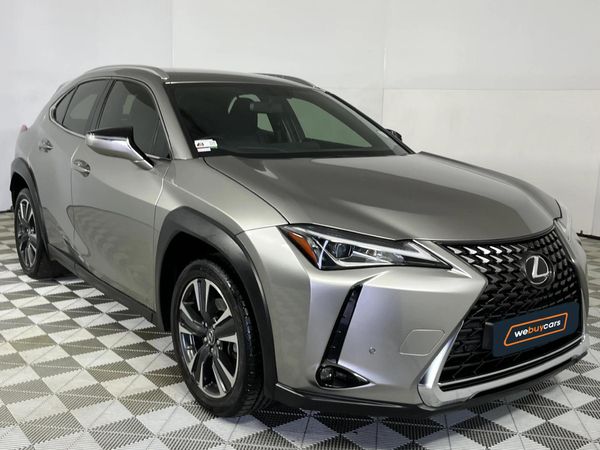 2019-Lexus-UX-200-EX image:15