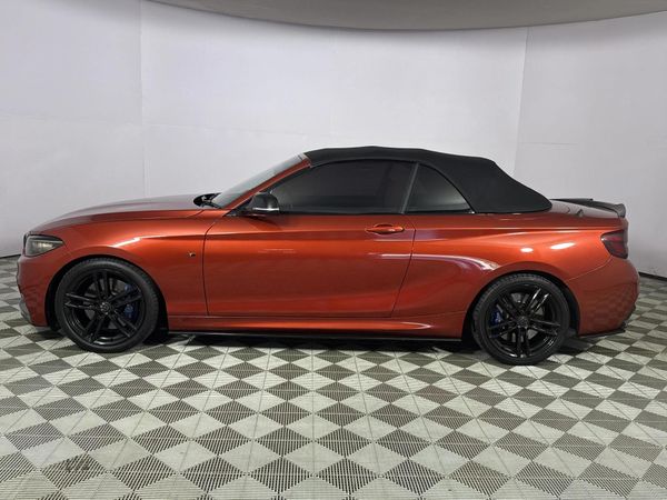 2017-BMW-2-Series-M240i-Convertible-Auto image:17