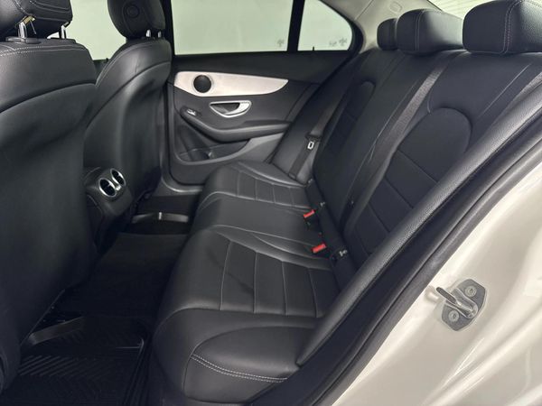 2020-Mercedes-Benz-C-Class-C-200-Auto image:3