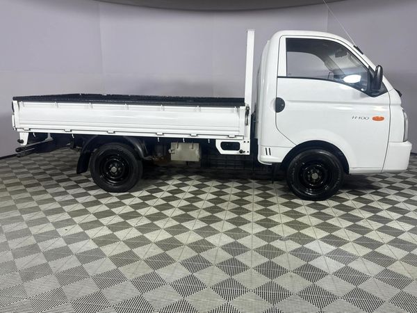 2021-Hyundai-H100-Bakkie-26D-Dropside image:12