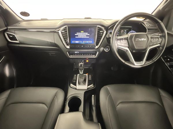 2023-Isuzu-D-Max-30-DDI-V-Cross-HR-Auto-Double-Cab image:1