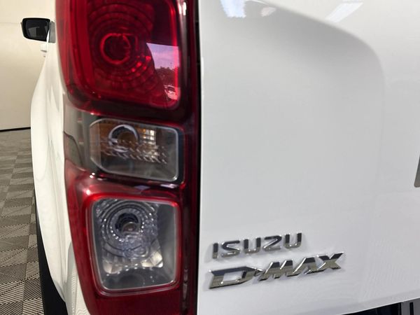 2025-Isuzu-D-Max-19-DDI-HR-LS-Auto-Double-Cab image:11