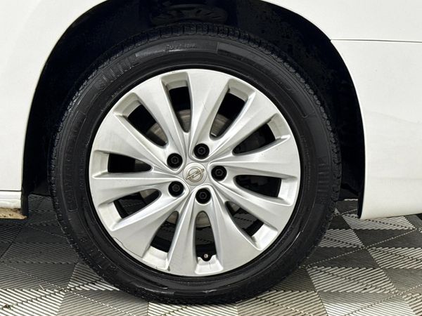 2019-Opel-Combo-Life-Enjoy-16-TD image:4