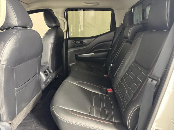2025-Nissan-Navara-25-DDTi-PRO-2X-Auto-Double-Cab image:3