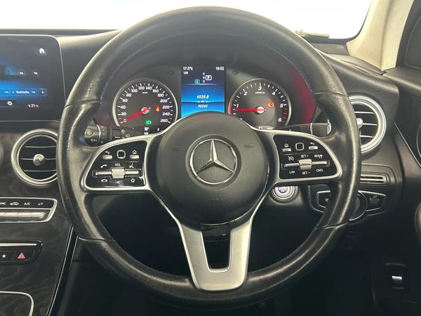 2021-Mercedes-Benz-GLC-220d-4Matic image:12