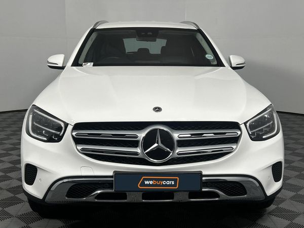 2021-Mercedes-Benz-GLC-220d-4Matic image:15