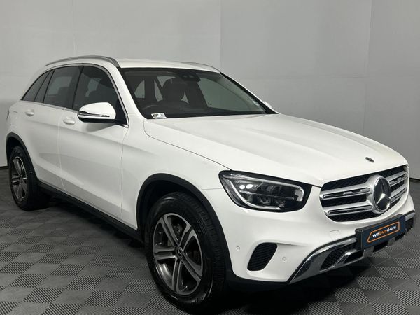 2021-Mercedes-Benz-GLC-220d-4Matic image:16