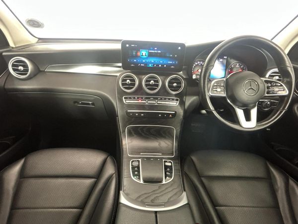 2021-Mercedes-Benz-GLC-220d-4Matic image:1