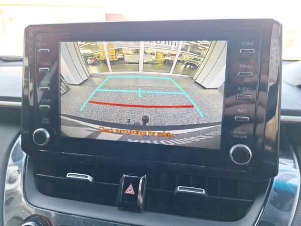 2022-Toyota-Corolla-Cross-18-XS image:11