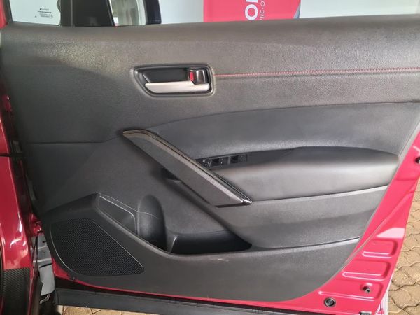 2025-Toyota-Corolla-Cross-18-GR-S-Hybrid image:19
