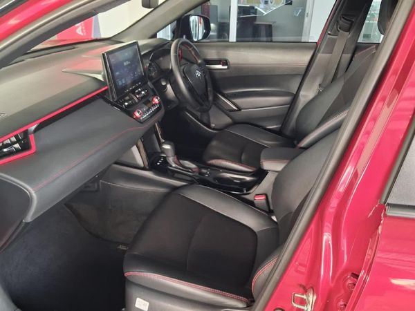 2025-Toyota-Corolla-Cross-18-GR-S-Hybrid image:7