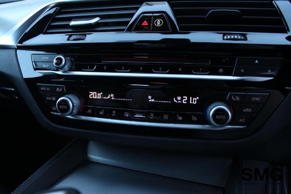 2019-BMW-6-Series-GT-640i-xDrive-M-Sport image:17