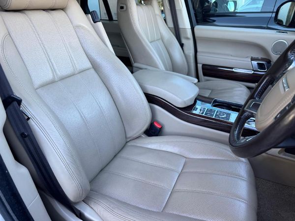 2018-Land-Rover-Range-Rover-50-V8-SC-Vogue-SE image:9