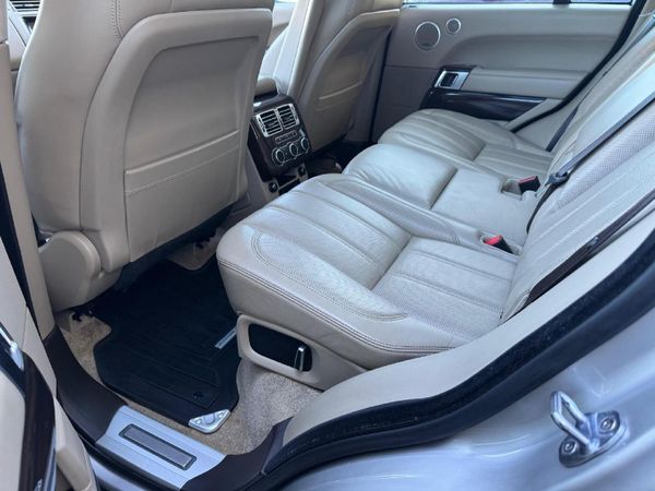2018-Land-Rover-Range-Rover-50-V8-SC-Vogue-SE image:12