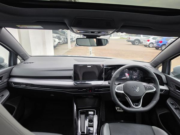 2026-Volkswagen-Golf-14-TSI-R-Line-Auto-110kw image:12