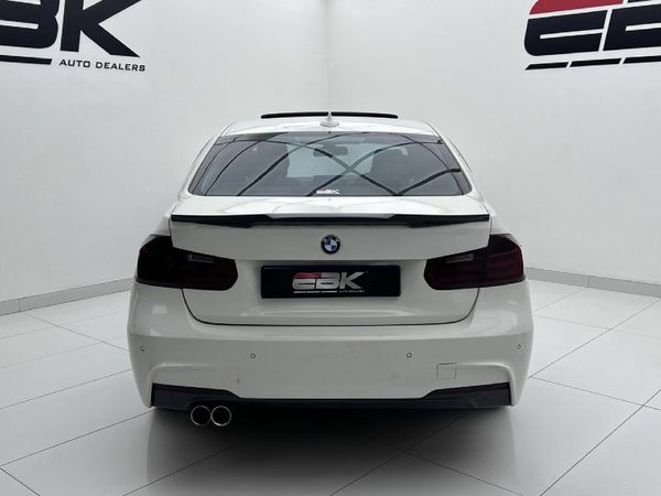 2012-BMW-3-Series-320i-Sport image:4